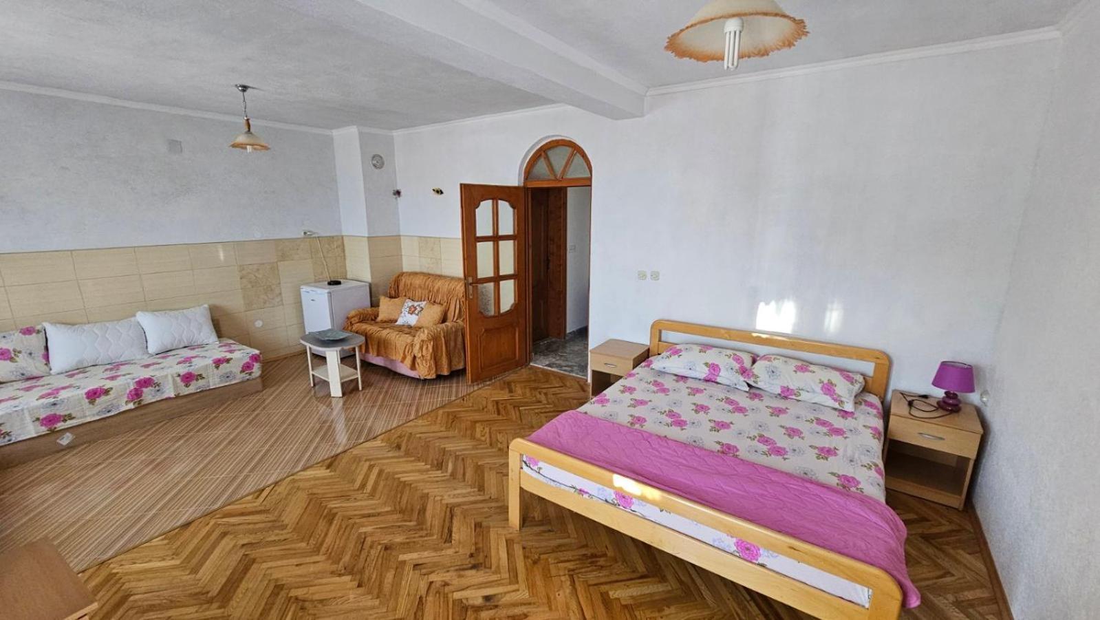 Villa Karolina Охрид Екстериор снимка